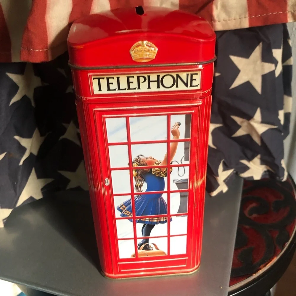 Churchill's Red English Telephone Booth Tin Bank